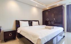 Restful 3BR at Kondominium Regensi Apt By Travelio