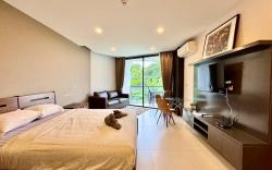 Escape Condominium Beachfront Suite E222