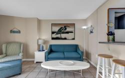 Meridian Plaza 1BR Close to the beach