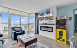 Myrtle Beach Gem: Your Beachfront Retreat