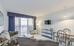 Boardwalk Beach Resort | Oceanfront with Balcony