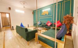 2bhk big screen cozy relax chill out homestay