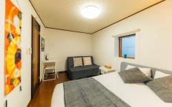 Garfield home - 10min walk to Shinjuku main street