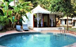 Coco's Resort