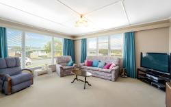 Oamaru warm and homey tourist house 