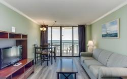 Meridian Plaza Condo Close to the beach