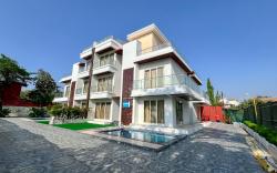 Misty Blues Villas & Resort