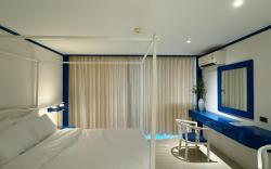 Jomtien Beachfront 3BR Apartment, Pattaya