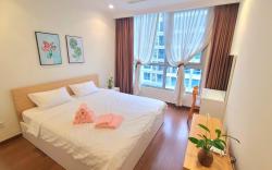 Landmark 5, Best Location, Luxury Bed, River View
