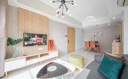 Masteri Thao Dien Apartment, center, cozy, lively