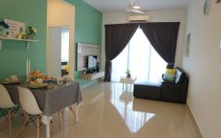 Prestige Sky 2BR (B10-5) | Balcony | Astro & WIFI