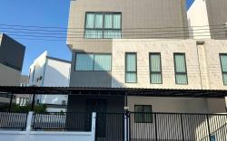 Baan Pool Villa Chonburi