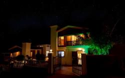 Paramount Villa