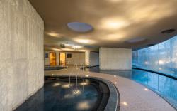 Chengdu Expo Waterfall Hotel - MGallery Collection