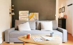 Calm APT 45m2 /elevator/50m to metro Saint Paul