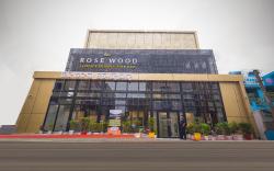 Rosewood Luxury Hotel