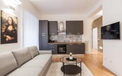 THE FIFTH Properties