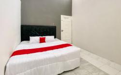 RedDoorz Syariah near RSU Sylvani Binjai