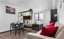 Chic Studio in Golders Green, Near Tube Station