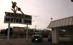 Andrews Motor Inn