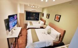 The House of Five - Brand New Hotel Style Condo