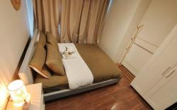 Scandi-Comfort Stay at AIR Makati near Trident