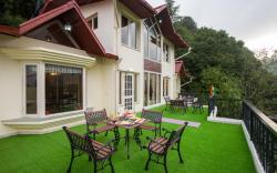 ELIVAAS 3BHK with Entertainment lounge - TheMeadow