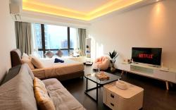 R&F Phase 2 Minimalist Design Studio for Three [Skyline View]