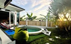 Rice Field Sunset View Villa Canggu