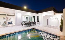 Planet House Poolvilla (บ้านแพลนเน็ต)