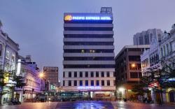 Pacific Express Hotel Central Market