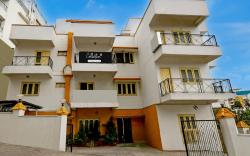 Collection O Irrum Manzil Metro Station Formerly Green Banjara Stay