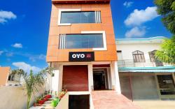 SPOT ON Hotel Abhay Inn