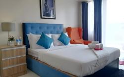 Travelers Condotel Manila Airport