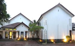 Jambuluwuk Residence Menteng