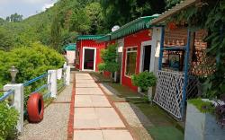 The Hidden Peace Homestay (BHIMTAL) - Nainital 22 km