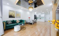 Luxury 3BR in Park Hill - City View * Hanoi Centre