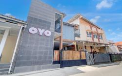 Hotel O Stasiun Tegal Near Alun-Alun  Formerly Ameera Guest House