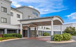 Sonesta Essential Junction City