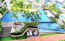 Mid-Town Cebu City Condo with Balcony