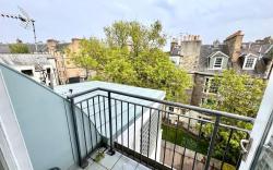 Near Tram! Edinburgh City Centre 2 Rooms + Parking