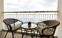 Taal View • Top Floor • 200Mbps • Netflix