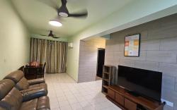 Wulanluna Homestay
