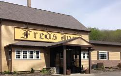 Fred's Inn Restaurant & Lodging