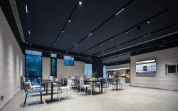 Atour Light Hotel Shanghai Daning International Shibei Gaoxin