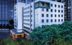 Atour Hotel Shenzhen Coastal City Shopping Center Nanshan Metro Station