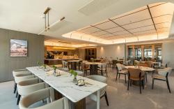 Atour Hotel Yantai Penglai Government Affairs Center