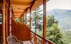 Snow capped Mountain View rooms at Manali