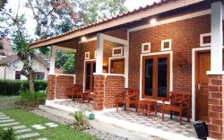 Genthong Homestay