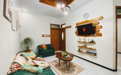 Omaha Homestay - Rumah 3 Kamar Tengah Kota Malang